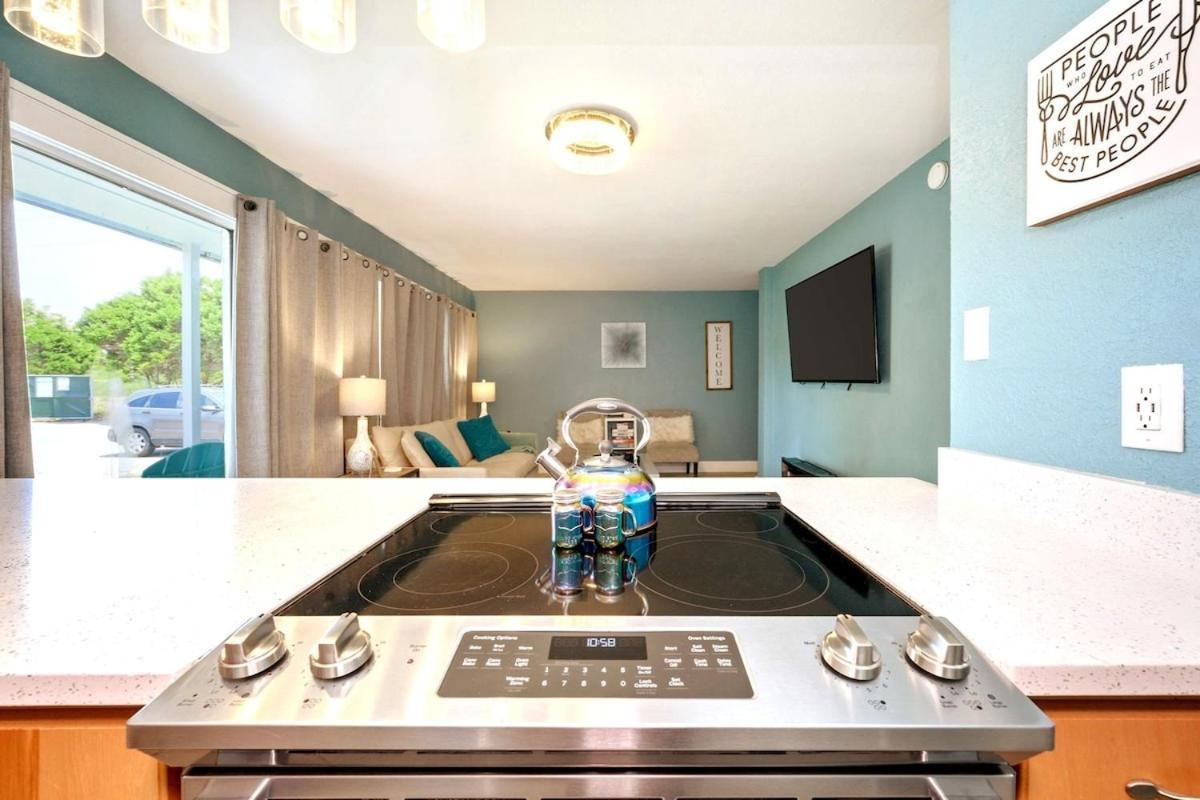 Cool Azul 3 Community Pools