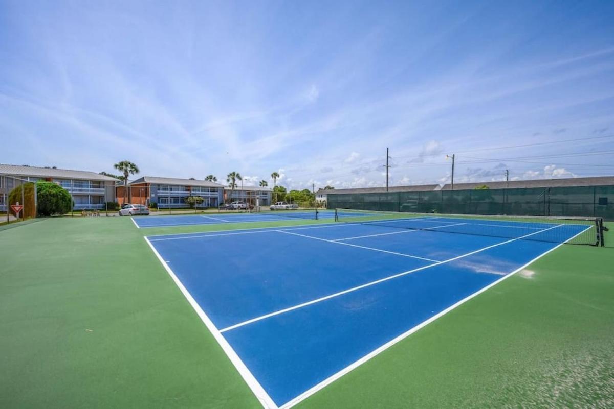 Cool Azul 3 Community Pools *